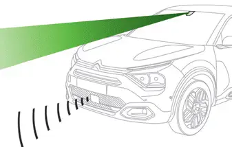 Citroen C4. Active Safety Brake com Alerta de risco de colisão e Ajuda à travagem de emergência inteligente